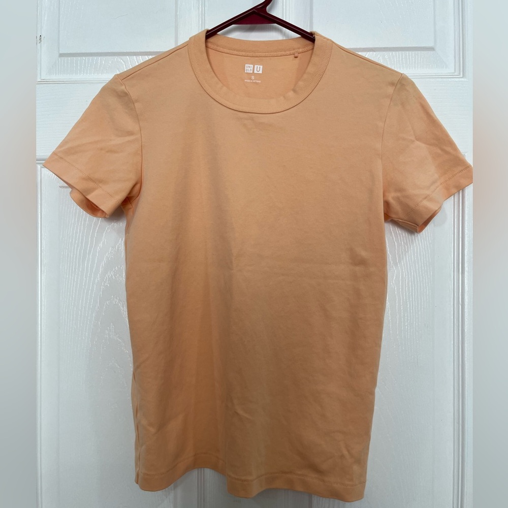 UNIQLO U ORANGE TOP Size S